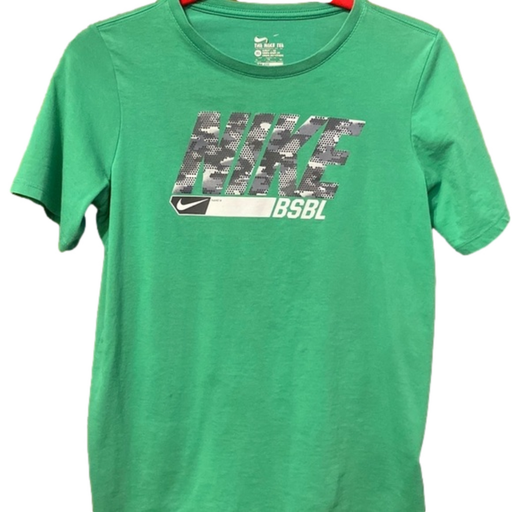 Nike short sleeve t-shirt.